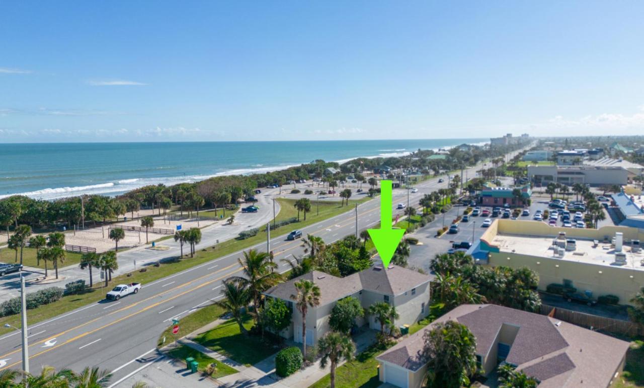 Surfside Paradise Retreat - 3Br And 2Ba Duplex, Grill, Dog Friendly - Close To The Beach! ملبورن بيتش المظهر الخارجي الصورة